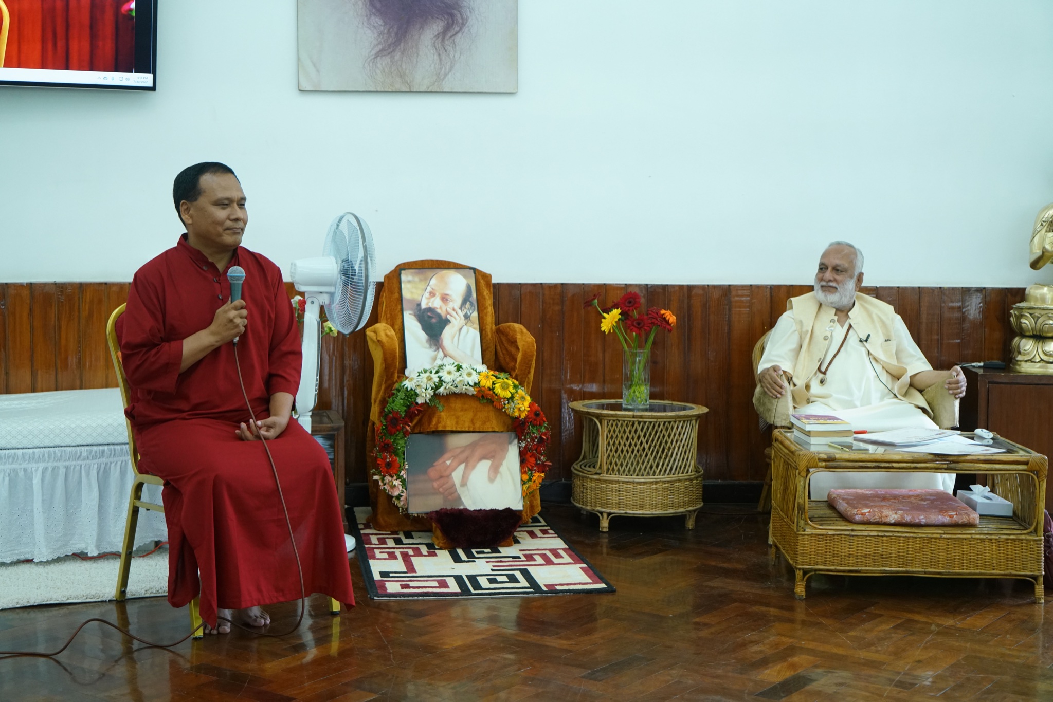 शान्ति खोज्दै तपोवन पुगेर नाँचे कुलमान घिसिङ