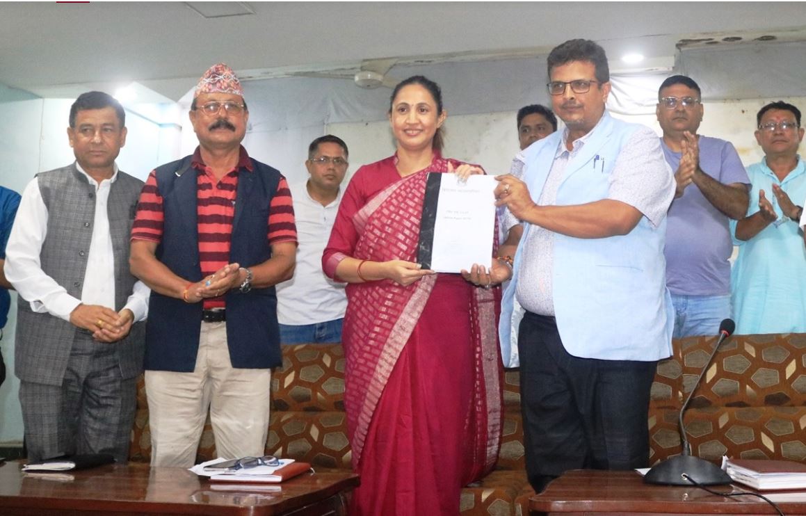 विराटनगरका मेयरले खोले पूर्व मेयरको बेथिती