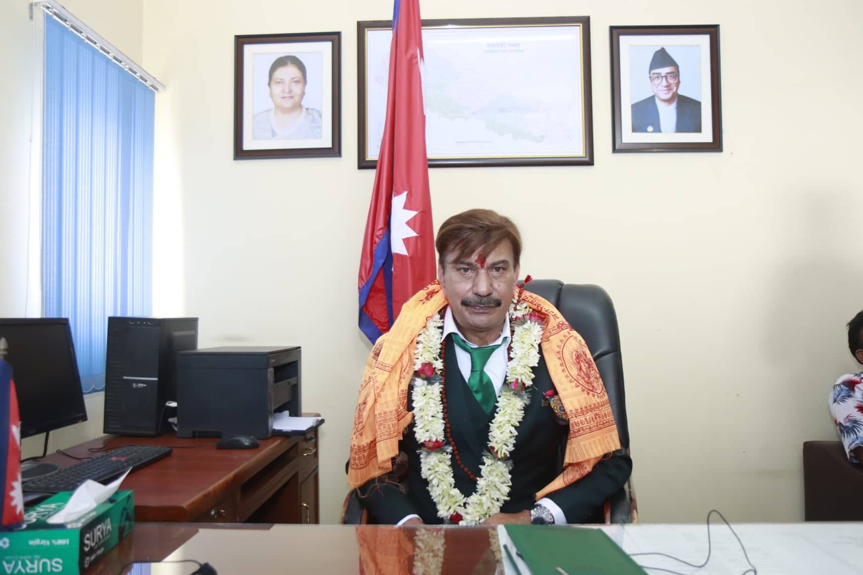 चलचित्र विकास बोर्डका अध्यक्षमा योग्यता नपुग्ने भन्दै भुवन केसी विरुद्ध सर्वोच्चमा रिट दर्ता