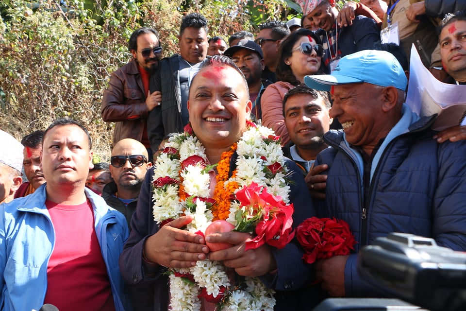 गगन थापा अब प्रधानमन्त्रीको दौडमा