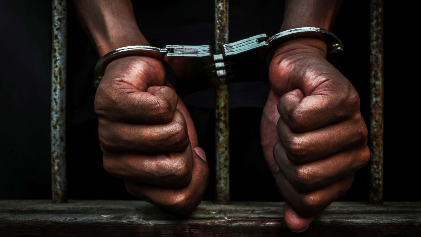 आफ्नै सैनिकलाई किन जेलमा थुन्दैछ रुस ?