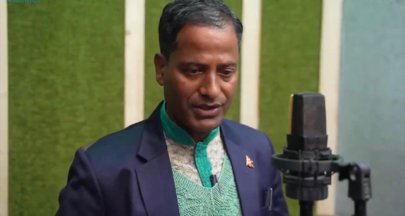 ‘भाइरल’ गजल “के लत बस्यो”कसरी बन्यो ?