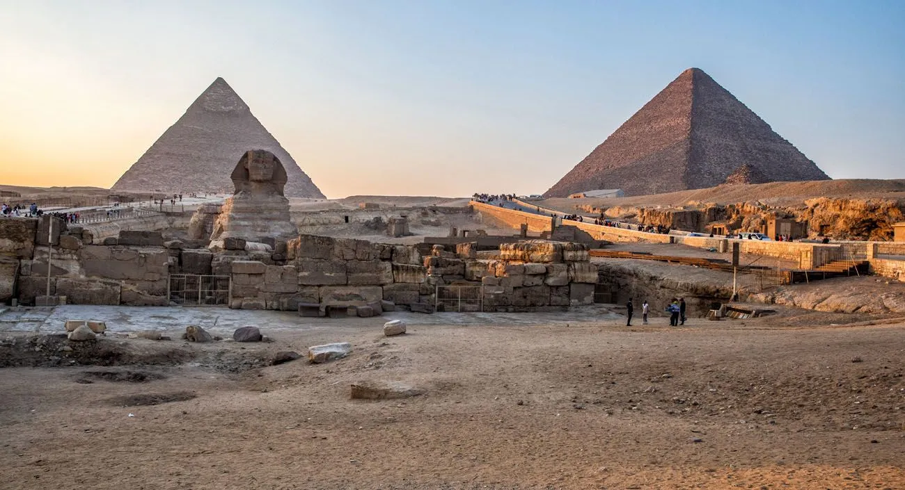 इजिप्टको मरुभूमिमा कारबाट तेल चुहिएपछि……