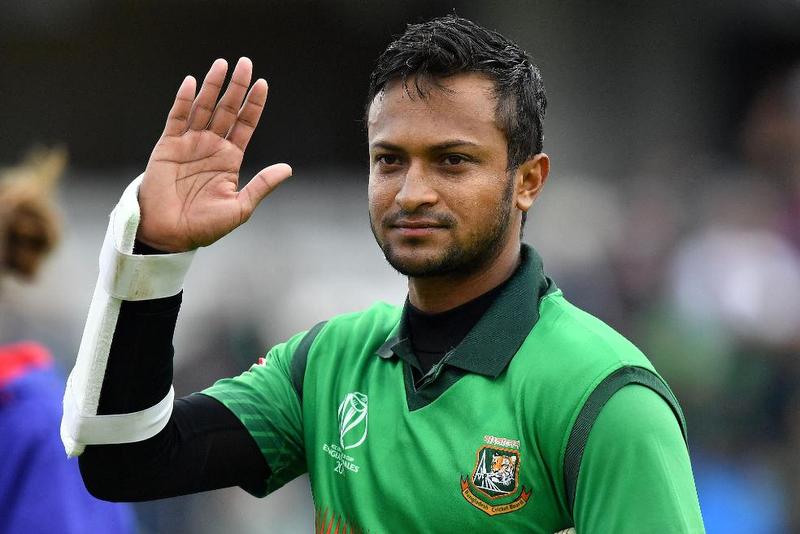 शेख हसिनाको पार्टीमा शकिब, मतदाताले पत्याउलान् ?