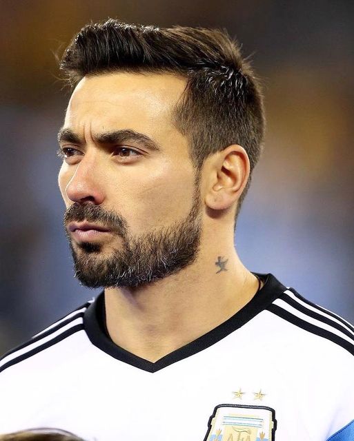 अर्जेन्टिना र पिएसजीका पूर्व स्टारमाथि छुरा प्रहार