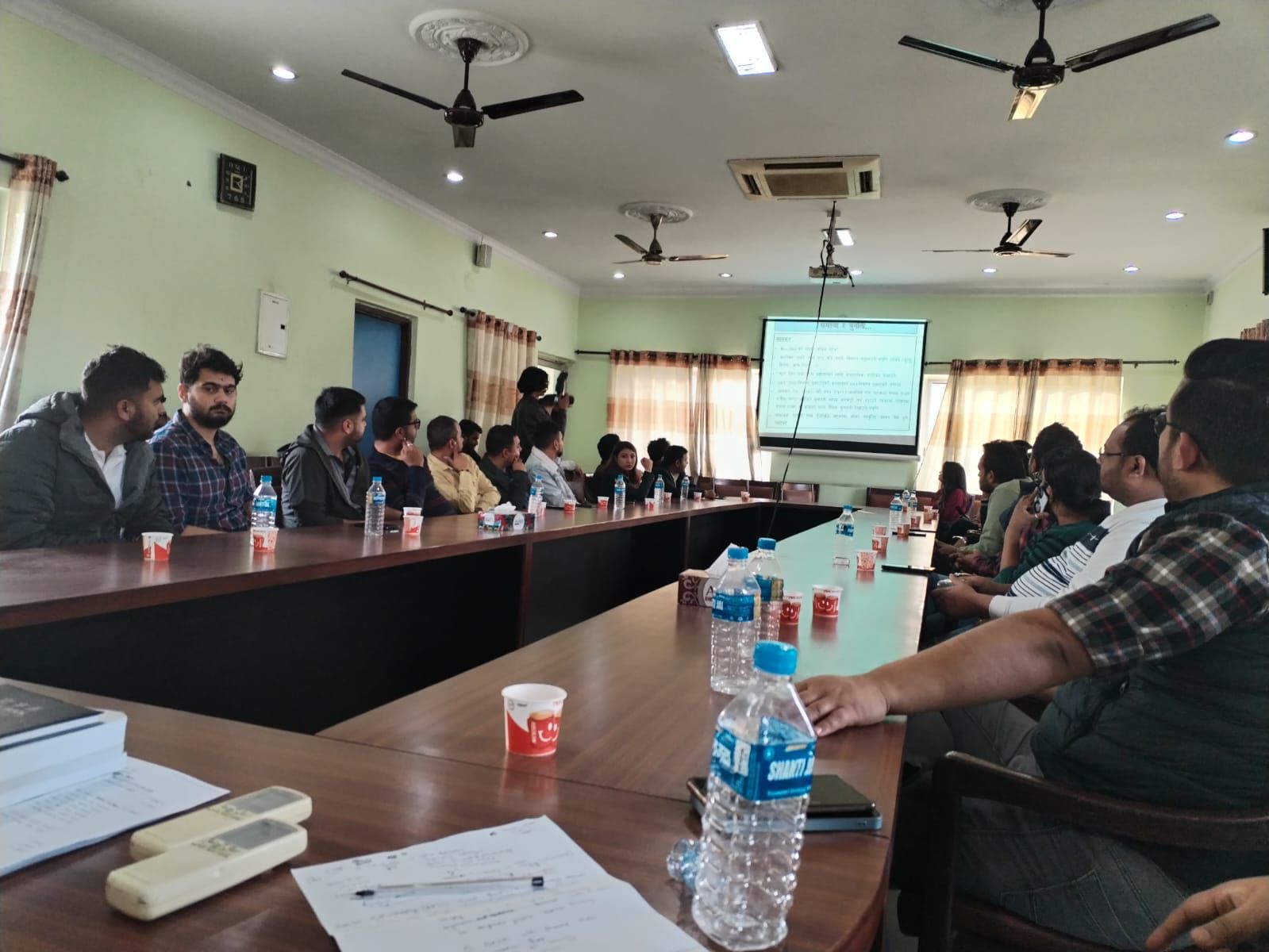 विराटनगरका युवा उद्यमीलाई करदाता शिक्षा