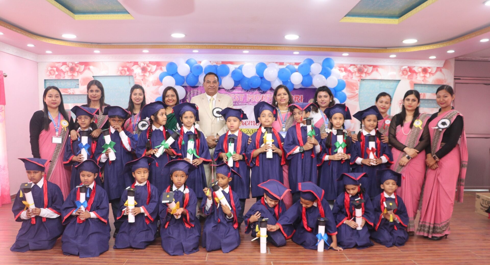 एभरेष्टमा कक्षा १ सम्मका विद्यार्थीहरु दिक्षित