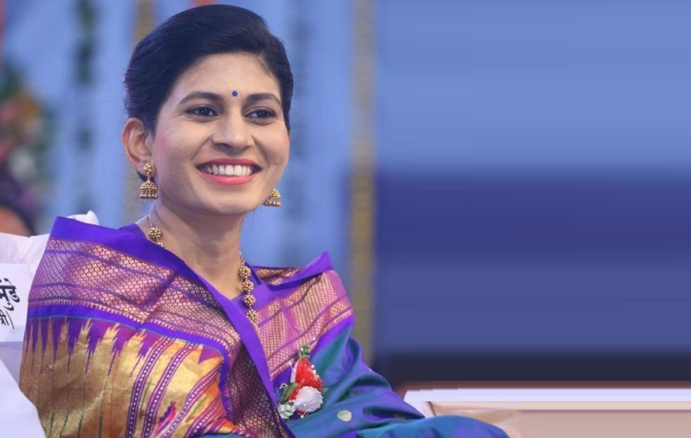 बस दुर्घटनाका घाइतेहरूलाई भेट्न नेपाल आउँदैछिन् भारतकी केन्द्रीय मन्त्री खडसे