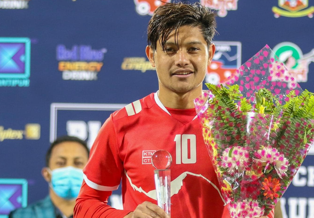 बुवाको सपना पूरा गरेर फुटबलबाट अलग्गिँदै छन् विमल !