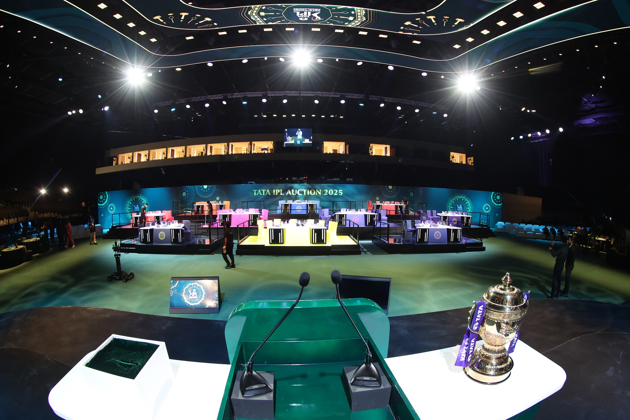 आईपीएल अक्सन पहिलो दिनः ७२ खेलाडी किन्न ४६७.९५ करोड खर्च