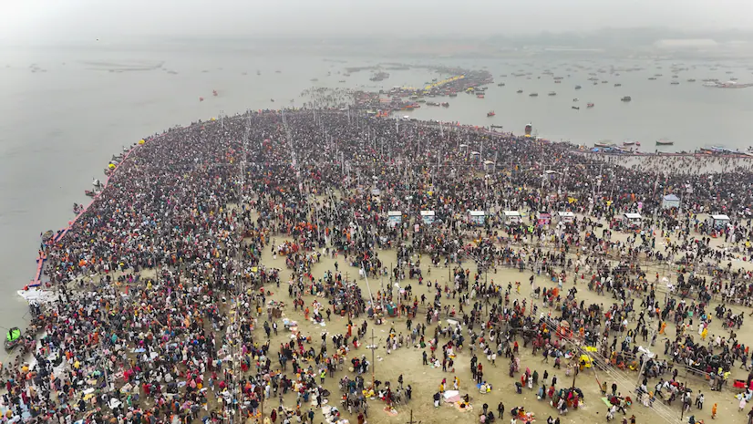 कुम्भ मेलामा महाभागदौडः दर्जनबढीको मृत्यु, कयौं घाइते
