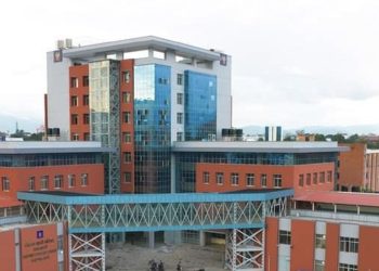 काठमाडौं प्रहरीले जनविश्वास बढायो,प्रहरी कुट्ने नेता पक्राउ