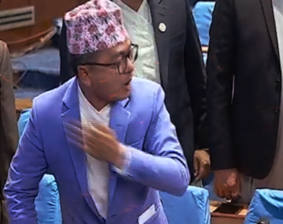 लिङ्देनले छाती पिट्दै भने मैं हुँ राजावादी थुनेर देखाउँ