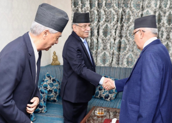 गणतन्त्रमाथि धावा बोलेपछि, ओली,देउवा र प्रचण्ड एक