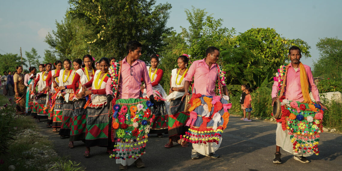 बर्दियामा ‘सखिया नाच’ को रौनक