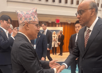 सिङ्गापुरका राष्ट्रपतिसँग अर्थमन्त्री खनालको भेटवार्ता