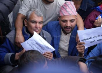 निकोलसलाई पनि प्रधानमन्त्री बन्ने रहर, आजपनि माइतीघरमा प्रर्दशन