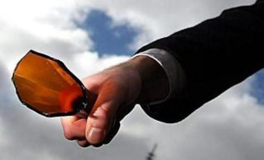 श्रीमानले बोतल प्रहार गर्दा श्रीमतीको मृत्यु