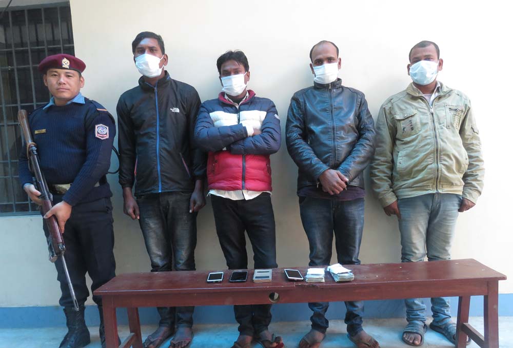 २५ लाखको चिठ्ठा पर्यो भन्दै ठग्ने पक्राउ