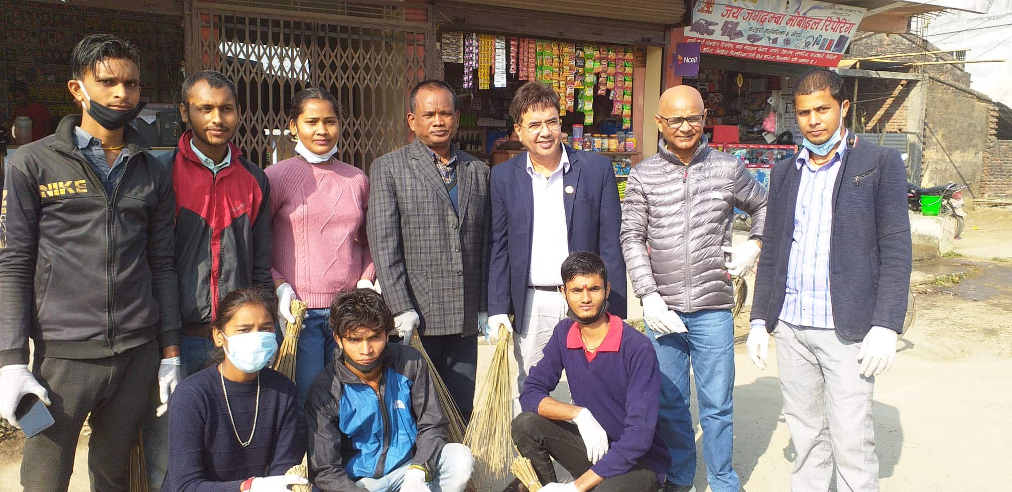 हातेमालोको सरसफाई कार्यक्रम सम्पन्न, आफ्नो ठाउँ सँधै सफा राख्न नेता अर्यालको सुझाव