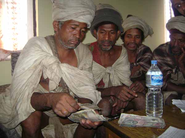 राउटेले सुरु गरे जागिर, रहर हैन बाध्यता