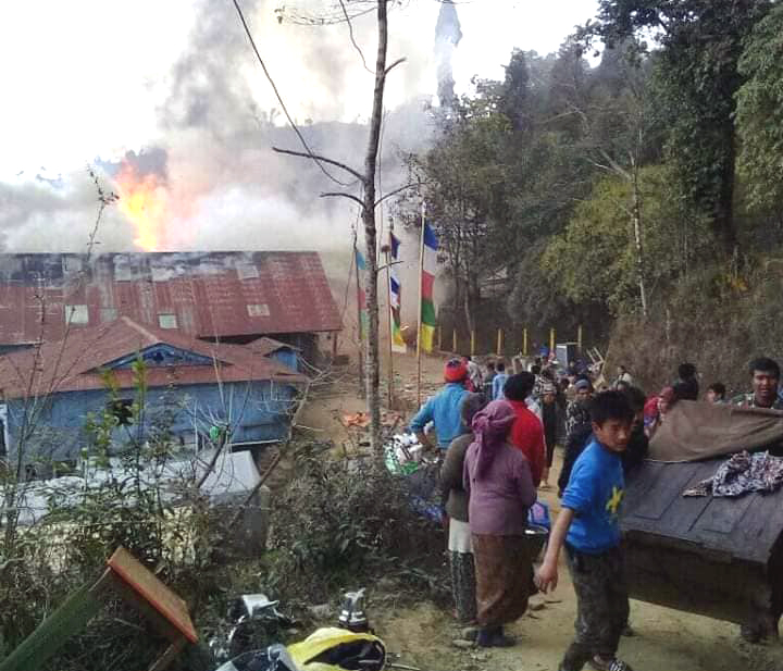 इलामको माईपोखरी बजारमा आगलागी : १ करोड ४० लाखको क्षति