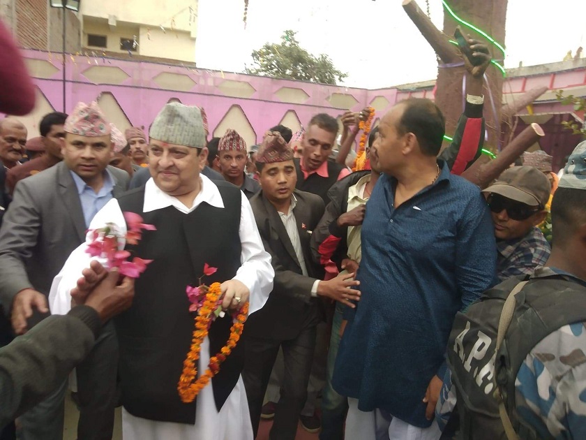 बन्द अवज्ञा गर्दै पूर्वराजा ज्ञानेन्द्र सर्लाहीमा