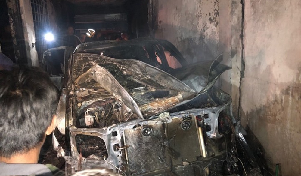 बैदेशिक रोजगार व्यवसायी संघ अध्यक्ष गुरुङको घरमा बम विस्फोट : दुई जना घाइते