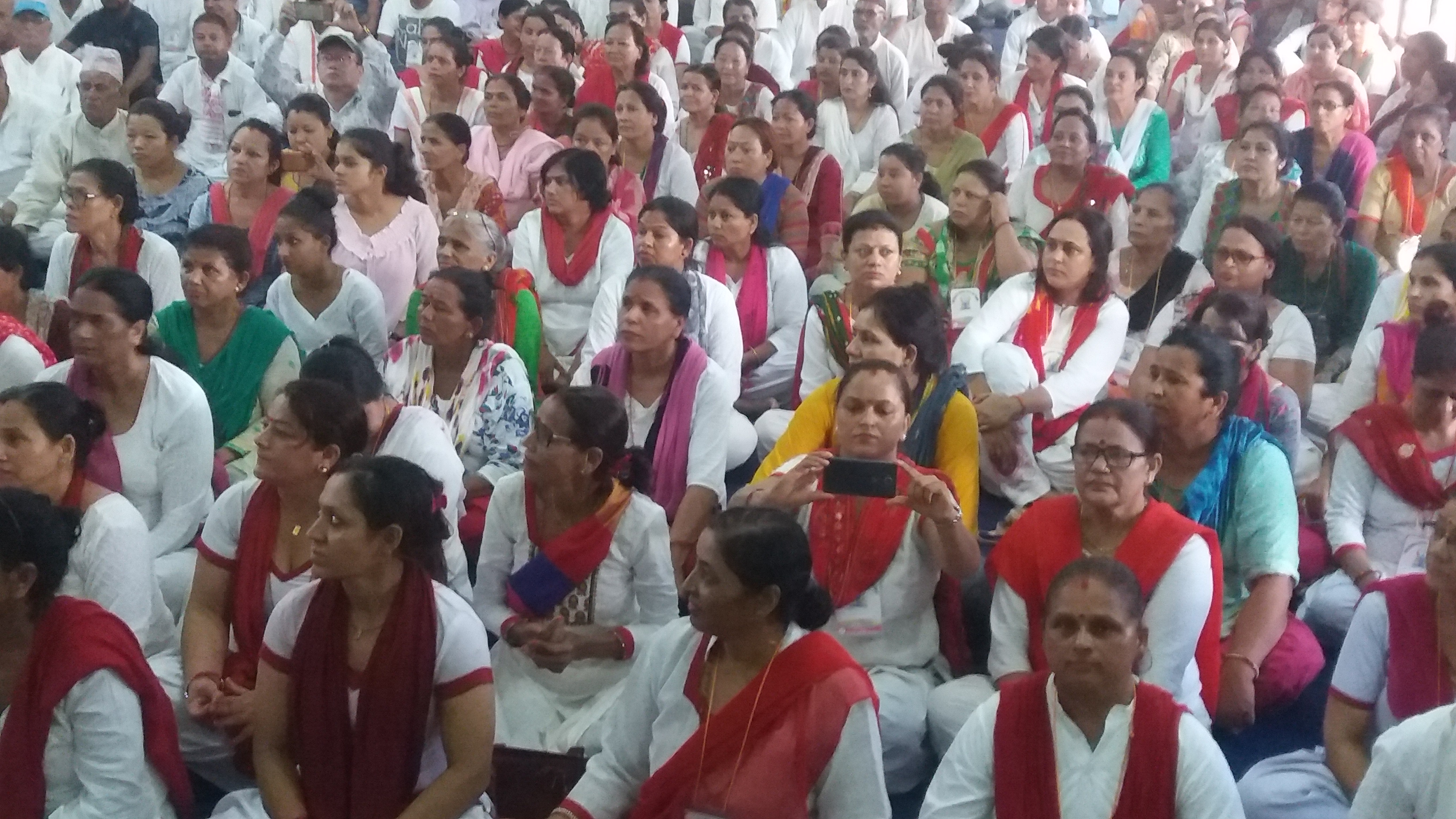 योग दिवसमा महानगरका मेयरले गरे योग