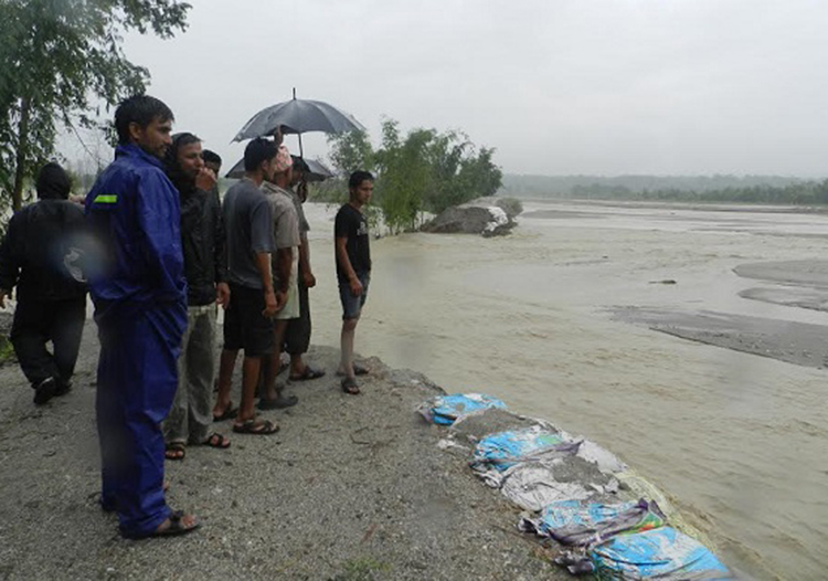 मोतीपुरमा अचानक बाढी : धेरैको उद्धार