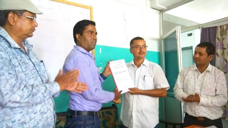 द्वारिकलाललाई उत्तेजित पार्नु पत्रकारको गल्ती