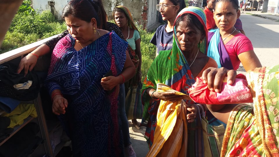 विपन्नका लागि सहयोगी बन्दै विराटनगरका युवा