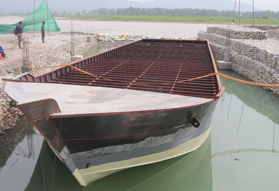 नारायणी नदीमा मिनी पानीजहाज सञ्चालन गरिने