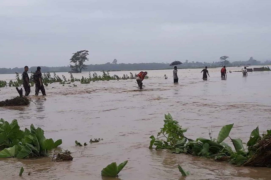 बाढीपहिरोबाट ३८ जना अझै बेपत्ता