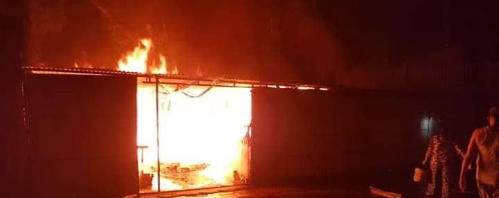 खाना पकाउने क्रममा आगलागी, साढे ४ लाखको क्षति