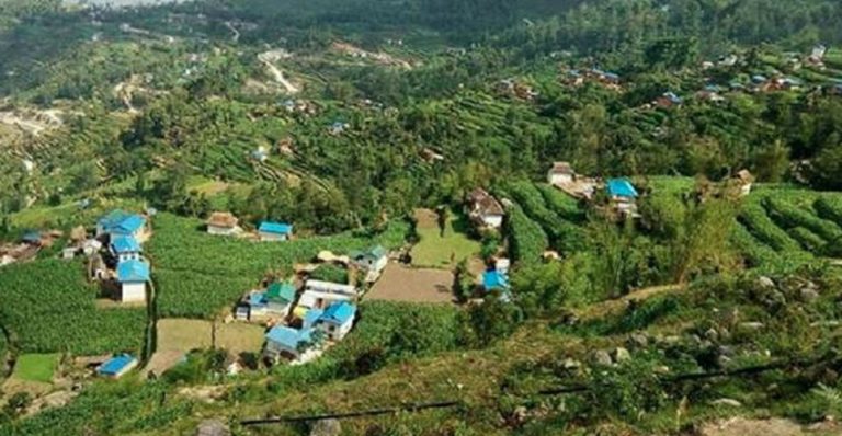 निर्वाचन बहिष्कार गरेका तिङ्लावासी भन्छन् – कर्मचारीले मात्रै नचल्ने रहेछ, निर्वाचन होस् !