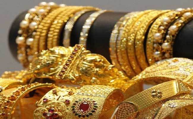 अहिलेसम्मकै उच्च मूल्य भएपछि बिक्न छोड्यो सुन