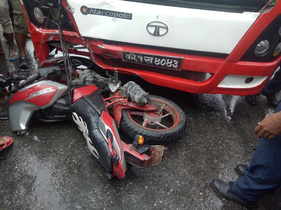 विराटनगरको मुनालपथमा भयानक दुर्घटना, २ जना घाईते