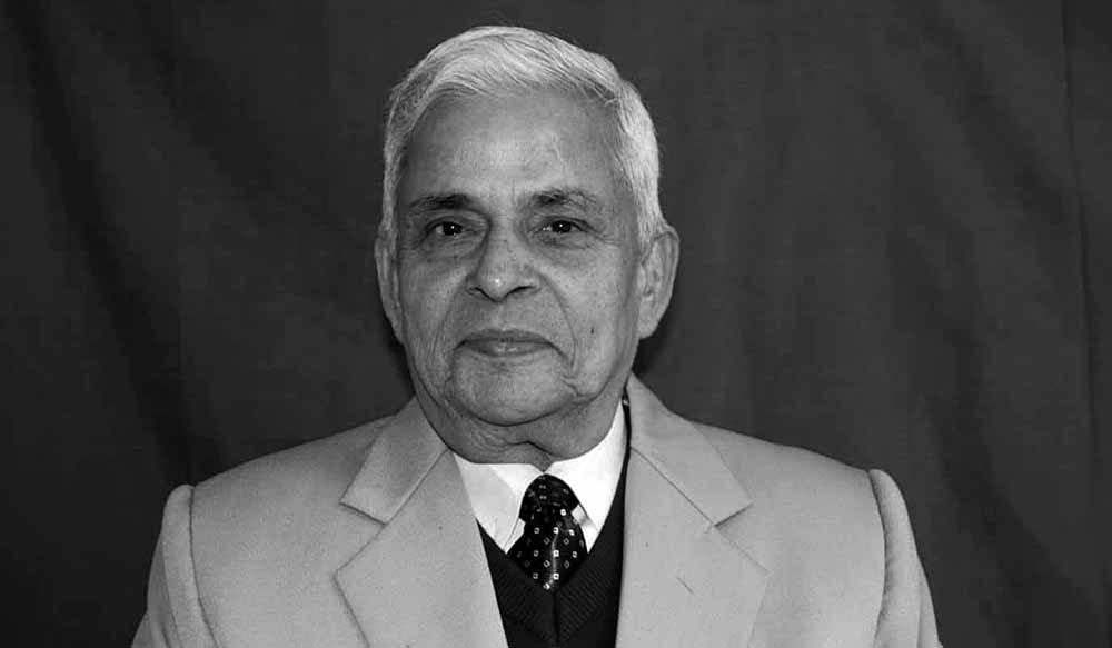 भरतमोहन अधिकारी : व्यक्ति एक, व्यक्तित्व अनेक