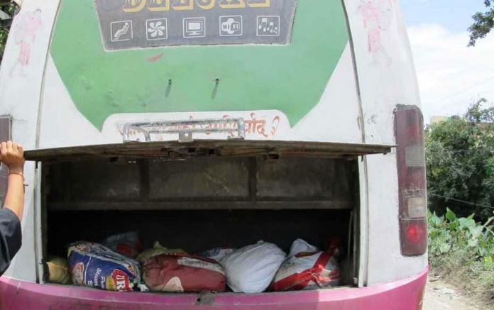 बेलबारीमा बसबाट घरेलु मदिरा बरामद