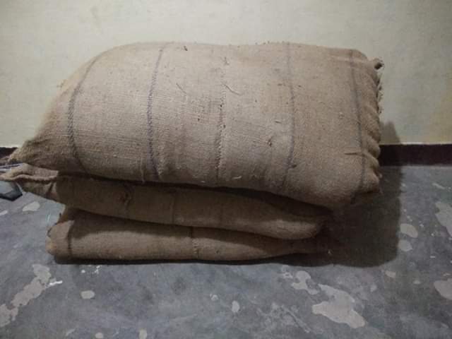 लहान बसपार्कबाट ३ बोरा सुर्ती बरामद