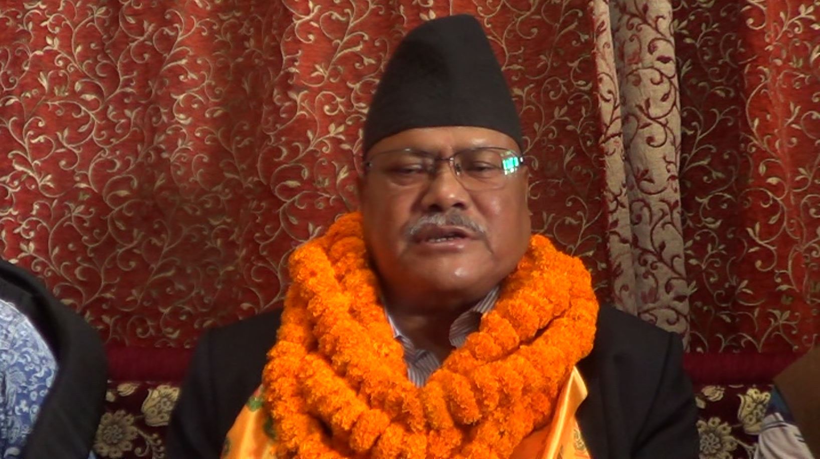 सरकारले लोकतन्त्रलाई नै कमजोर बनायोः गच्छदार