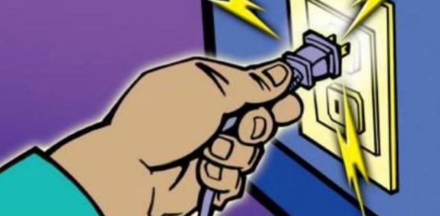 मोबाईल चार्ज गर्ने क्रममा करेन्ट लागेर १ जना घाईते