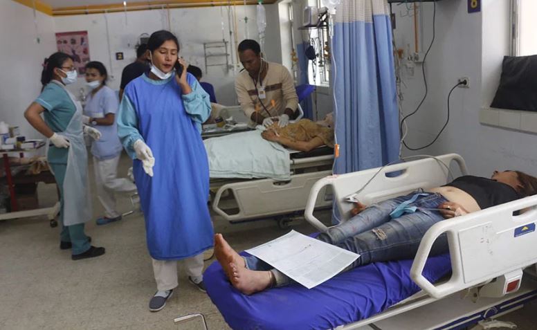 सिन्धुपाल्चोक बस दुर्घटनाः मृतकका परिवारलाई गाउँपालिकाले २५ हजार दिने