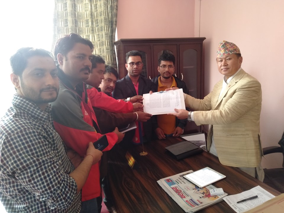 ६ लेन सडकमा मापदण्ड मिचिएको भन्दै प्रदेश सरकारलाई खबरदारी