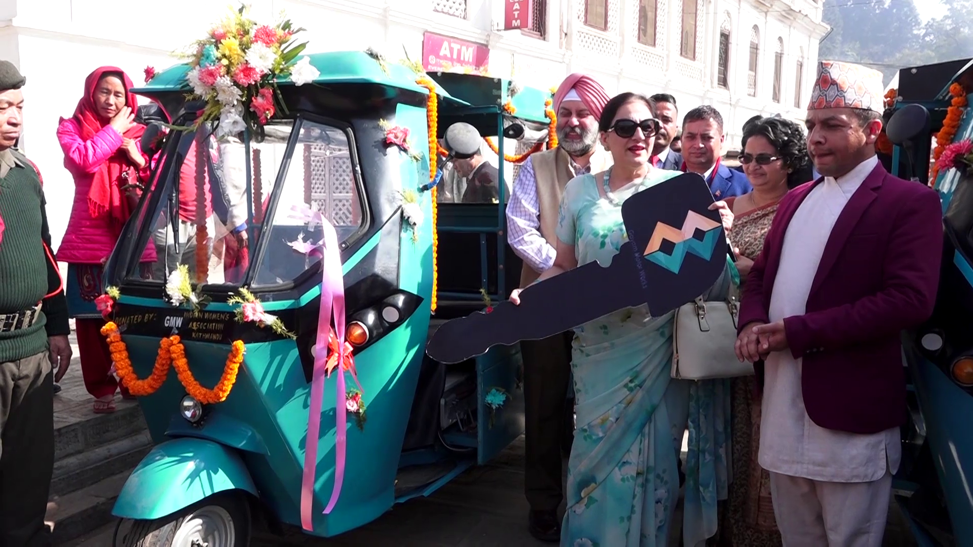 पशुपति क्षेत्र विकास कोषले पायो २ वटा विद्युतीय सवारी साधन