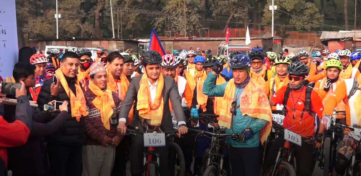 पर्यटन प्रवर्द्धन गर्न ‘राइड टु सिन्धुलीगढी’ साइकल यात्रा