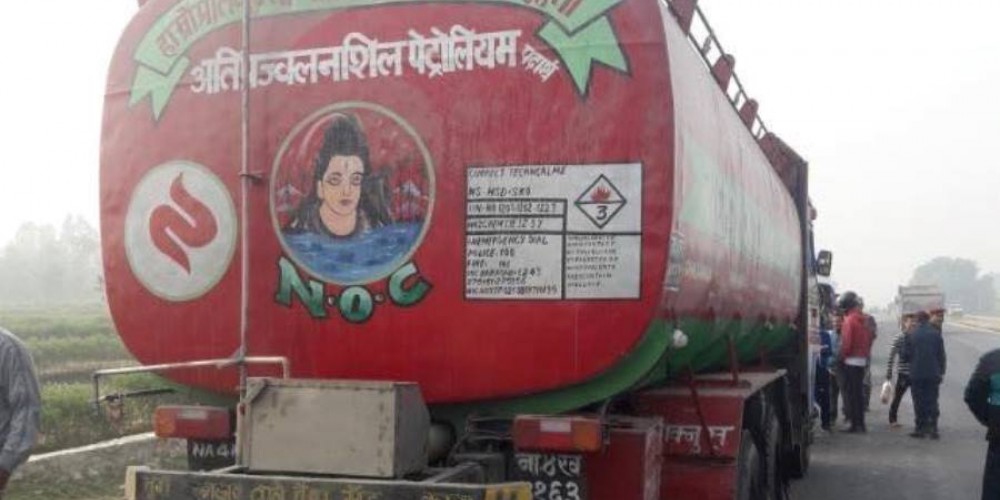 डिजेल सहित लुटिएको ट्याङ्कर धनुषामा फेला प¥यो
