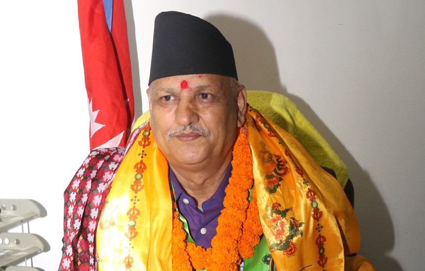 चेतनाको कमिका कारण उपभोक्ताहरु ठगिन्छन्: उद्योगमन्त्री भट्ट