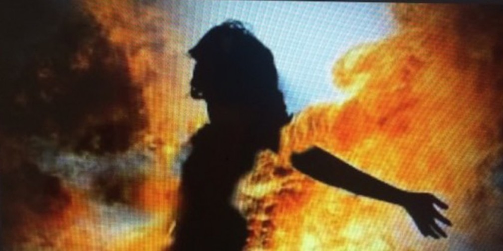 परिवारले नै शरीरमा पेट्रोल छर्किँदै आगो लगाएर २६ वर्षीया युवतीको हत्या